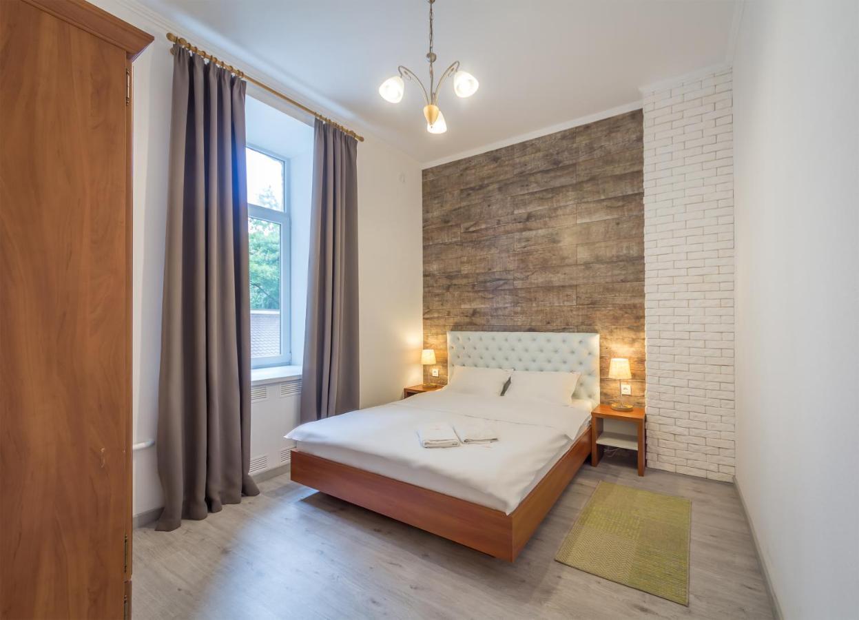 Apartments On Velyka Vasylkivska 47 Kijów Zewnętrze zdjęcie