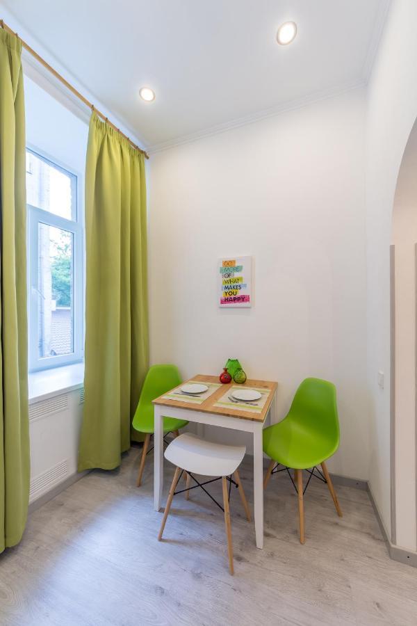 Apartments On Velyka Vasylkivska 47 Kijów Zewnętrze zdjęcie